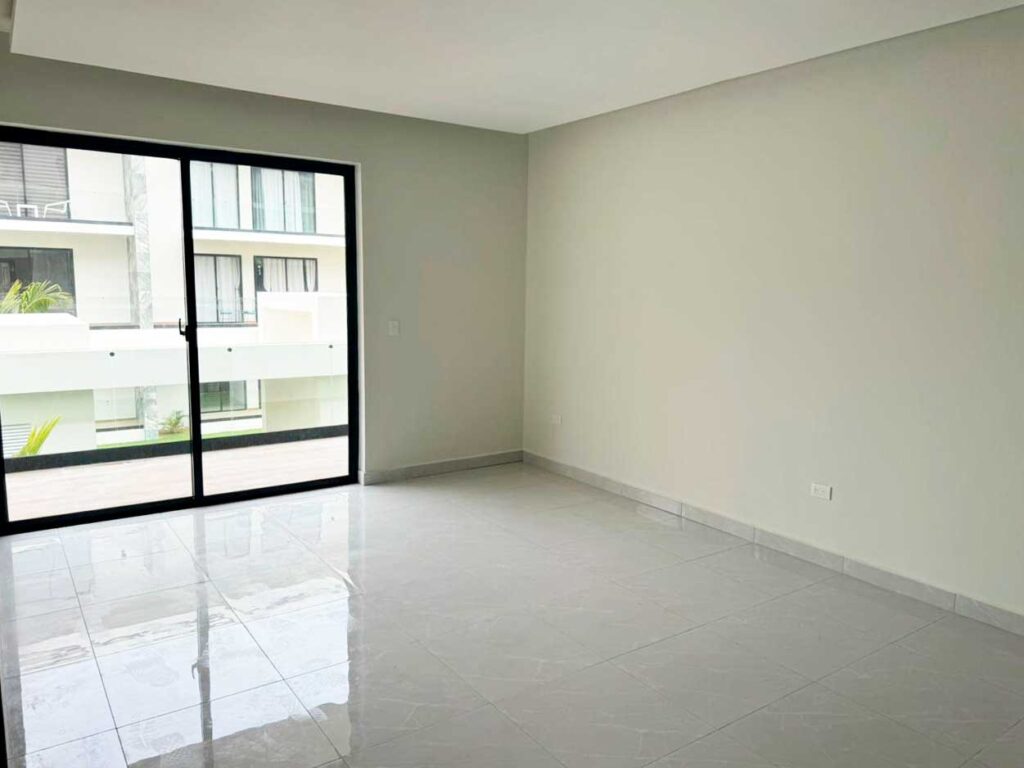 Apartment for sale in Eden Tropical 11